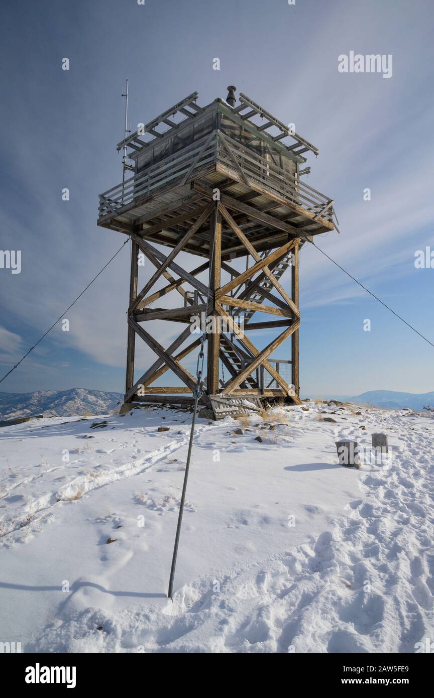 Fire Lookout Tower In The North Cascades Stock Photo