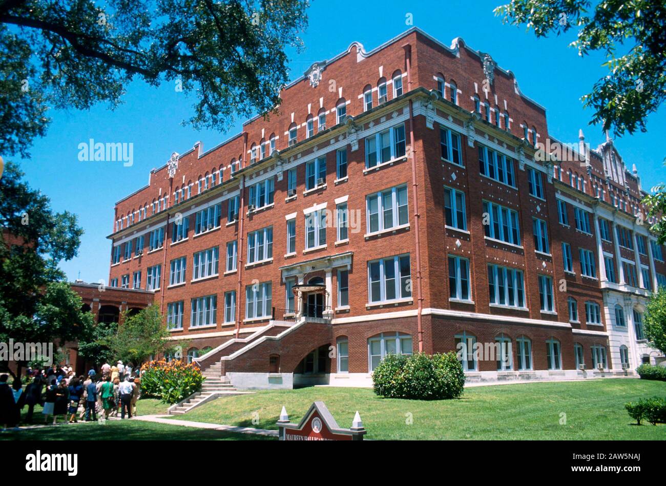San Antonio, Texas: University of Incarnate Word, a small private Catholic school in downtown .©Bob Daemmrich Stock Photo