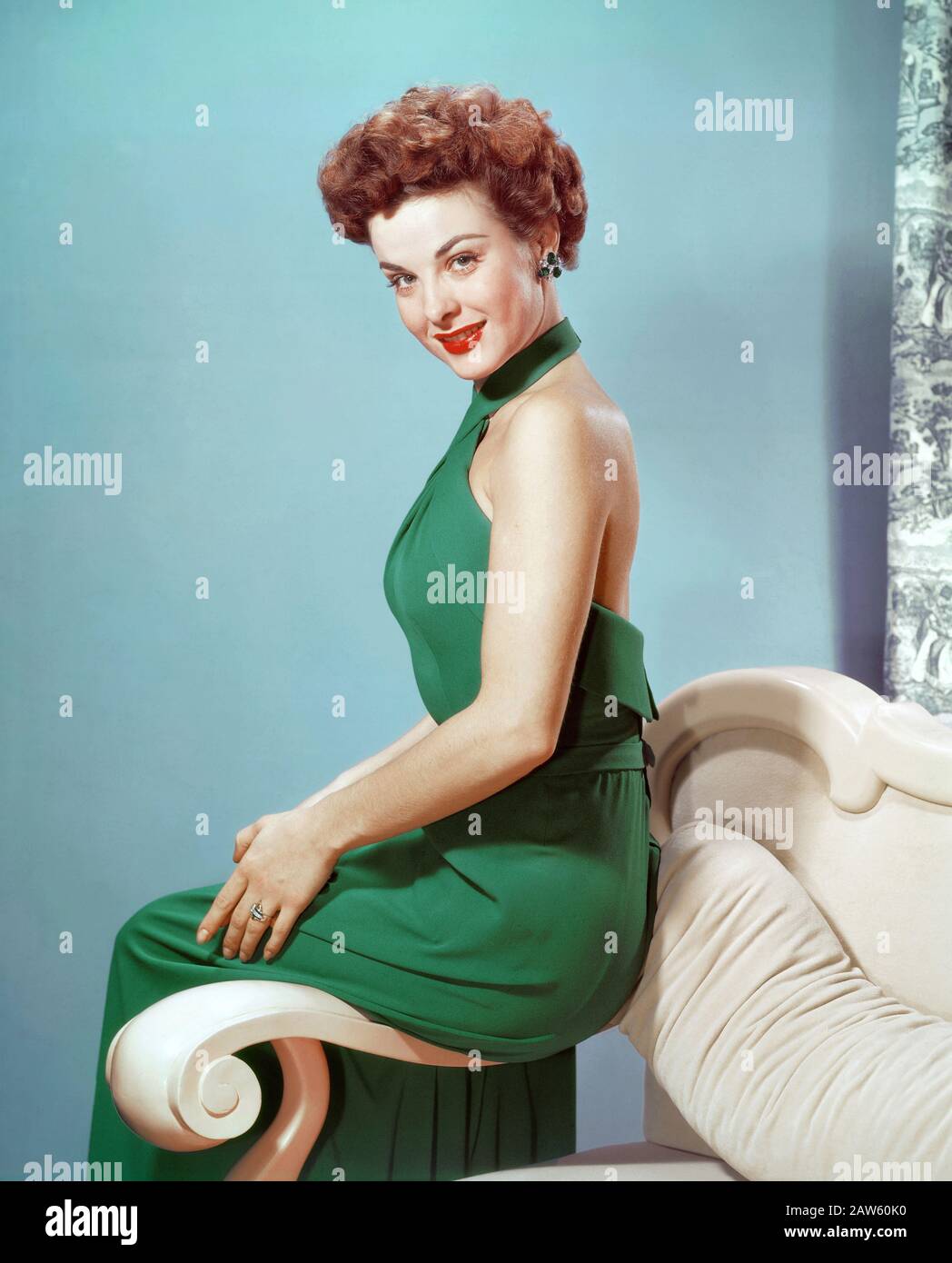 1951 , USA :  The movie actress JEAN PETERS  ( 1926 - 2000 ), pubblicity still for movie ' Take Care of My Little Girl '  by  Jean Negulesco   .  - FI Stock Photo