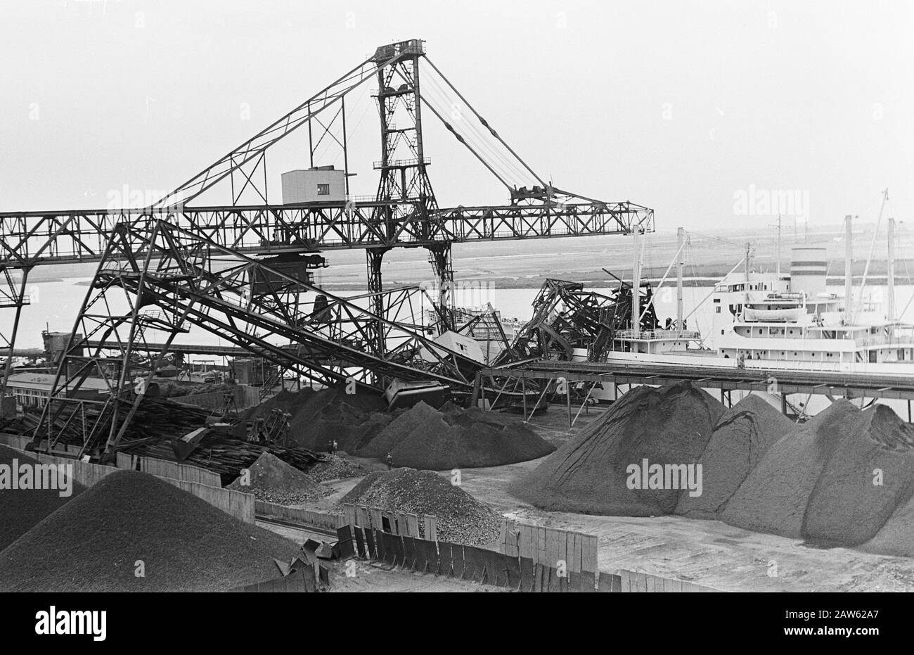 Loading ramps Black and White Stock Photos & Images - Alamy