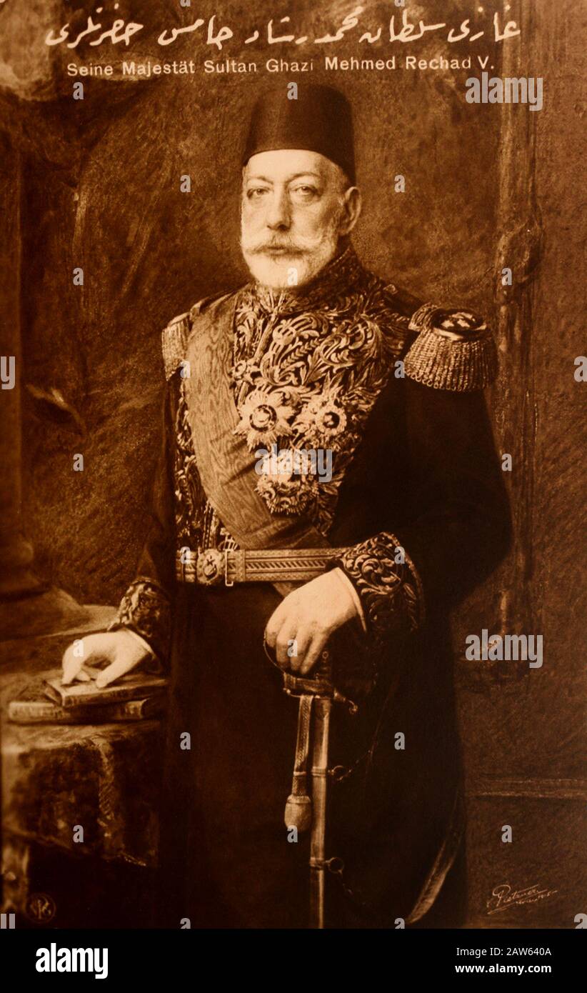 1915 ca , TURKEY :  The Ottoman turkish Majesty Sultan Ghazi Mehmed Rachad V ( 1844 - 1918 ) 35th Sultan of the Ottoman Empire and 114th caliph of Isl Stock Photo