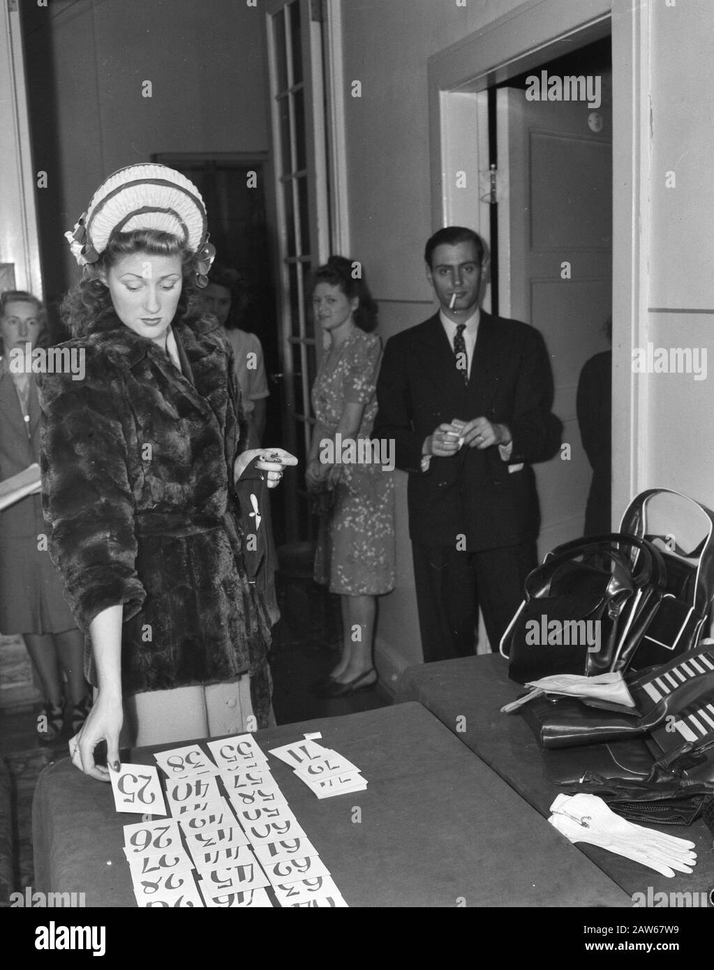 Fashion Show Date: June 6, 1946 Keywords: fashion, fashion Stock Photo