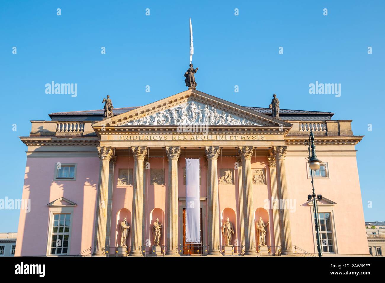 Berlin opera house hi-res stock photography and images - Alamy