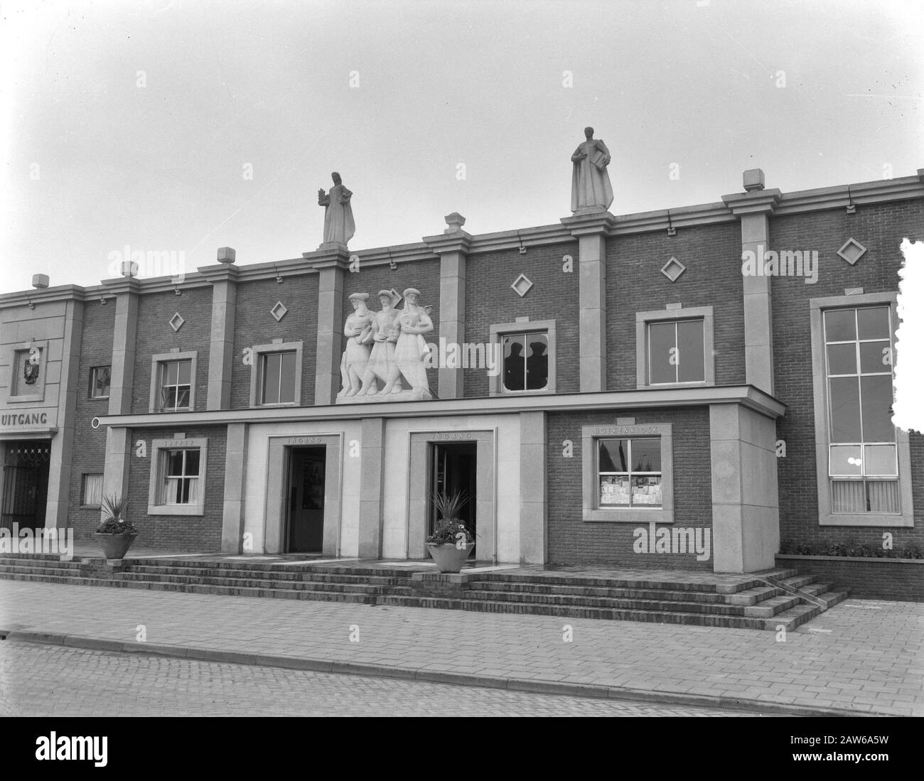 Official opening new station railway Nijmegen Date: June 1, 1954 Location: Nijmegen Keywords: Openings, STATIONS Stock Photo