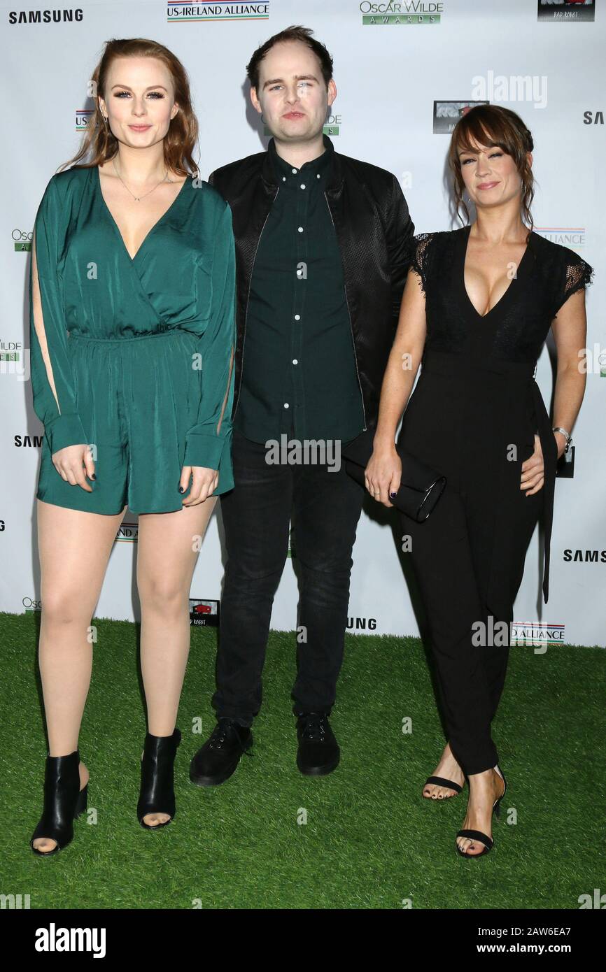 February 6 2020 Los Angeles Usa The Rua Band Roseanna Brown Jonathan Brown Alanna Brown Credit Image C Kay Blake Zuma Wire Stock Photo Alamy Mauricio rua official sherdog mixed martial arts stats, photos, videos, breaking news, and mauricio rua shogun. https www alamy com february 6 2020 los angeles usa the rua band roseanna brown jonathan brown alanna brown credit image kay blakezuma wire image342506367 html