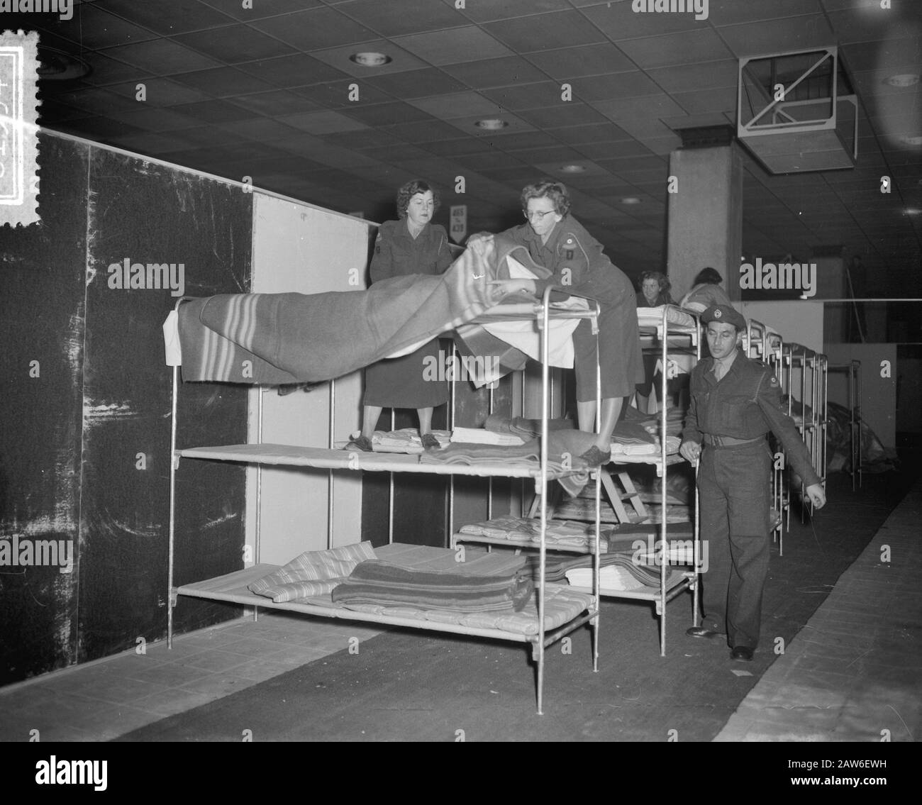 Hungarian refugees utrecht hi-res stock photography and images - Alamy