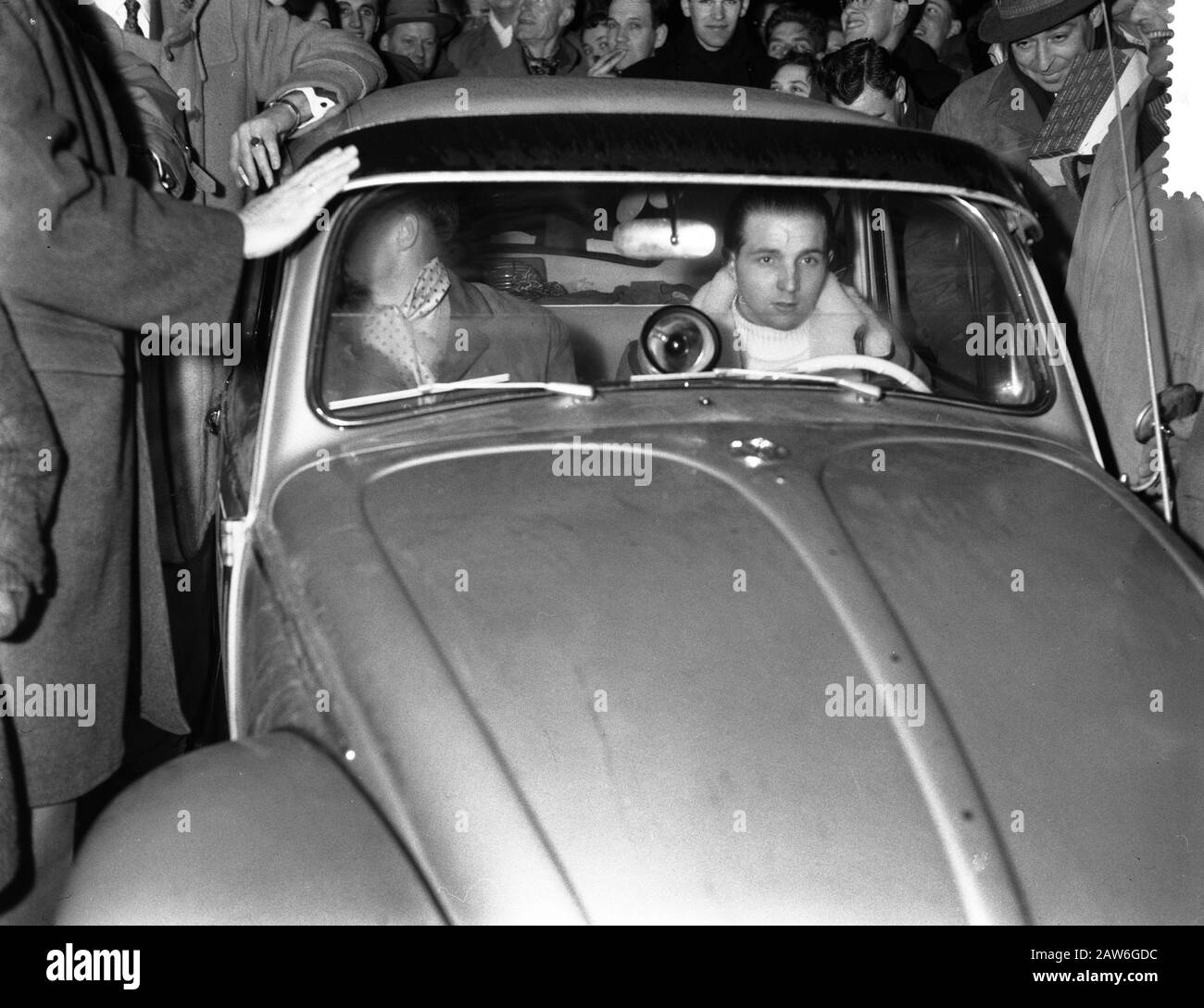 Rally Monte Carlo 1959 (HW Megens Jr. Ned..) Fellow rider BM Bremmers (Volkswagen) Date: January 18, 1959 Keywords: car rallies Person Name: B M. Bremmers, HW Megens Jr. Institution Name: Volkswagen Stock Photo