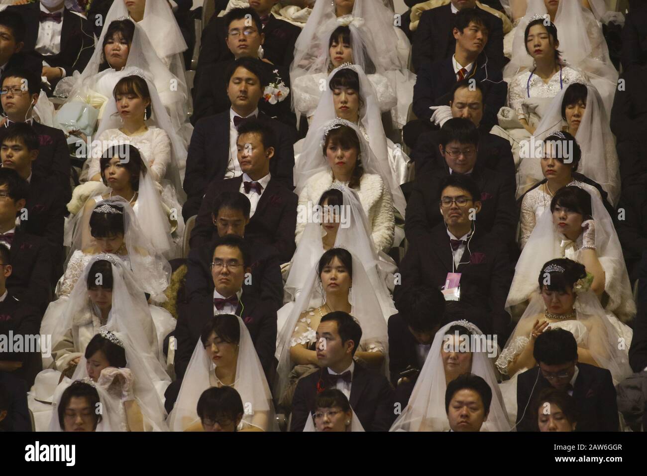 Gapyeong, GYEONGGI, SOUTH KOREA. 7th Feb, 2020. Feb 07, 2020-Gapyeong, South Korea-Thousands of couples take part in a mass wedding of the Family Federation for World Peace and Unification, commonly known as the Unification Church, at Cheongshim Peace World Center in Gapyeong-gun, South Korea. Credit: Ryu Seung-Il/ZUMA Wire/Alamy Live News Stock Photo