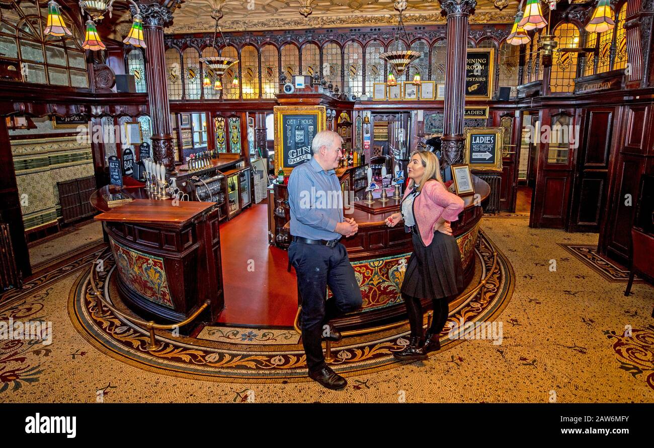Landlord Eamom Lavin and assistant manager Annette Mooney inside the  Philharmonic Dining Rooms pub in Hope Street, Liverpool, ahead of it  becoming a Grade I listed building Stock Photo - Alamy