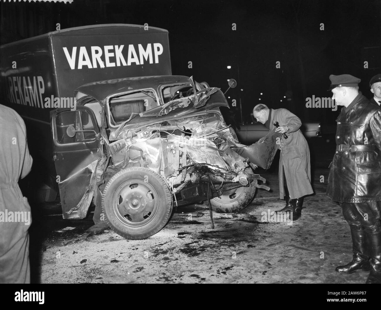 Derailment of tram line 24 after collision with stolen truck and drunk driver on corner Ferdinand Bolstraat-Stadhouderskade Date: April 6, 1960 Location: Amsterdam, Noord-Holland Keywords: collisions, accidents, trams Stock Photo