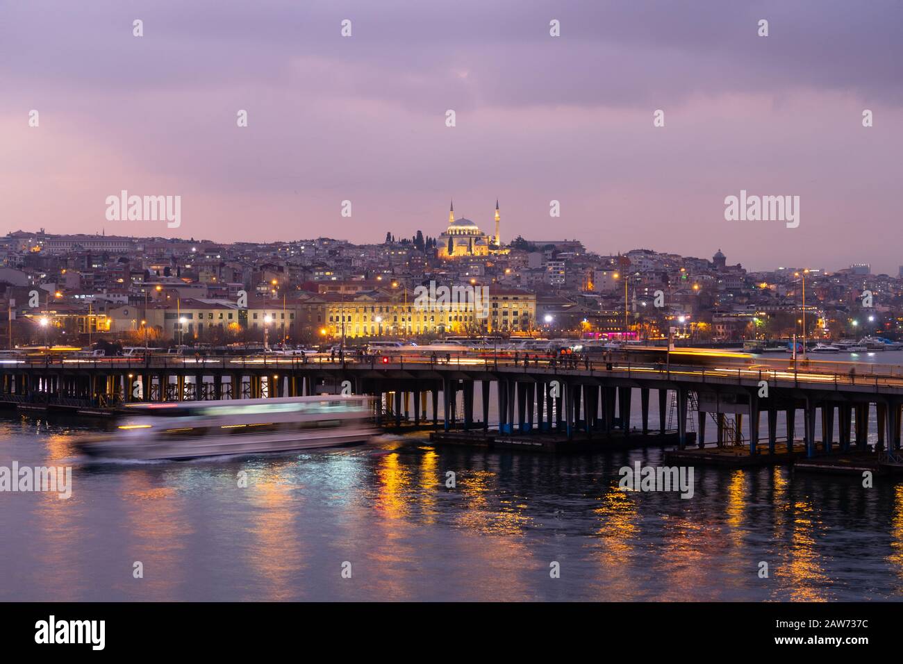 Istanbul, Turkey - Jan 14, 2020: Yavuz Sultan Selim Mosque, Kadir Has University Atatürk Bridge, Golden horn Istanbul, Turkey. Stock Photo