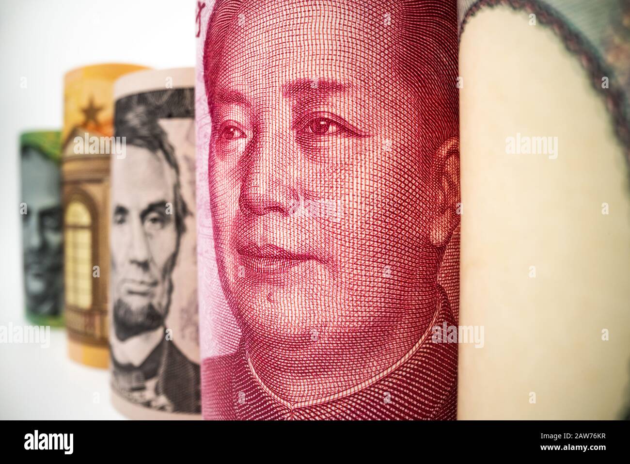 Macro shot of international currency money include US American Dollar, Euro  Currency, British UK Pound, Australian Dollar, China Yuan and Japan Yen. F  Stock Photo: 342522315 - Alamy