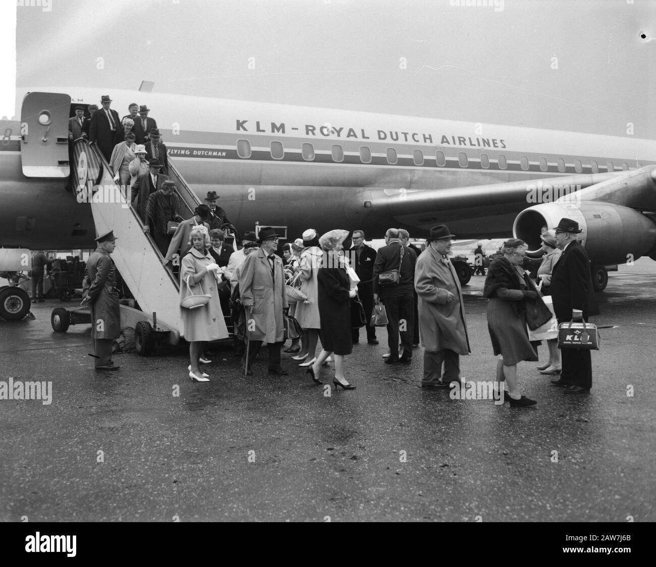 130 descendants Black and White Stock Photos & Images Alamy