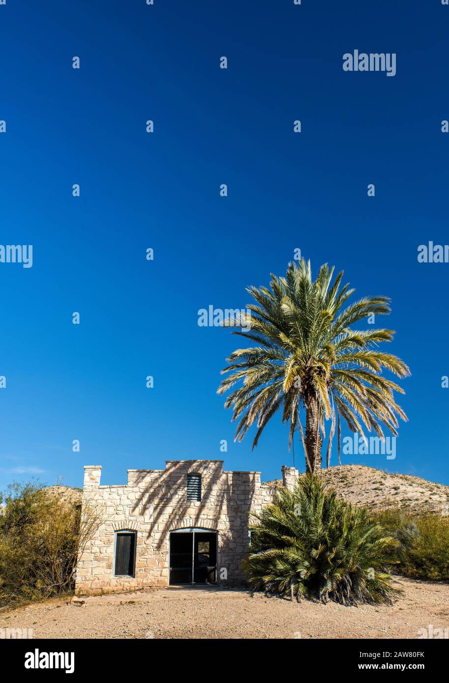 Desert material hires stock photography and images Alamy