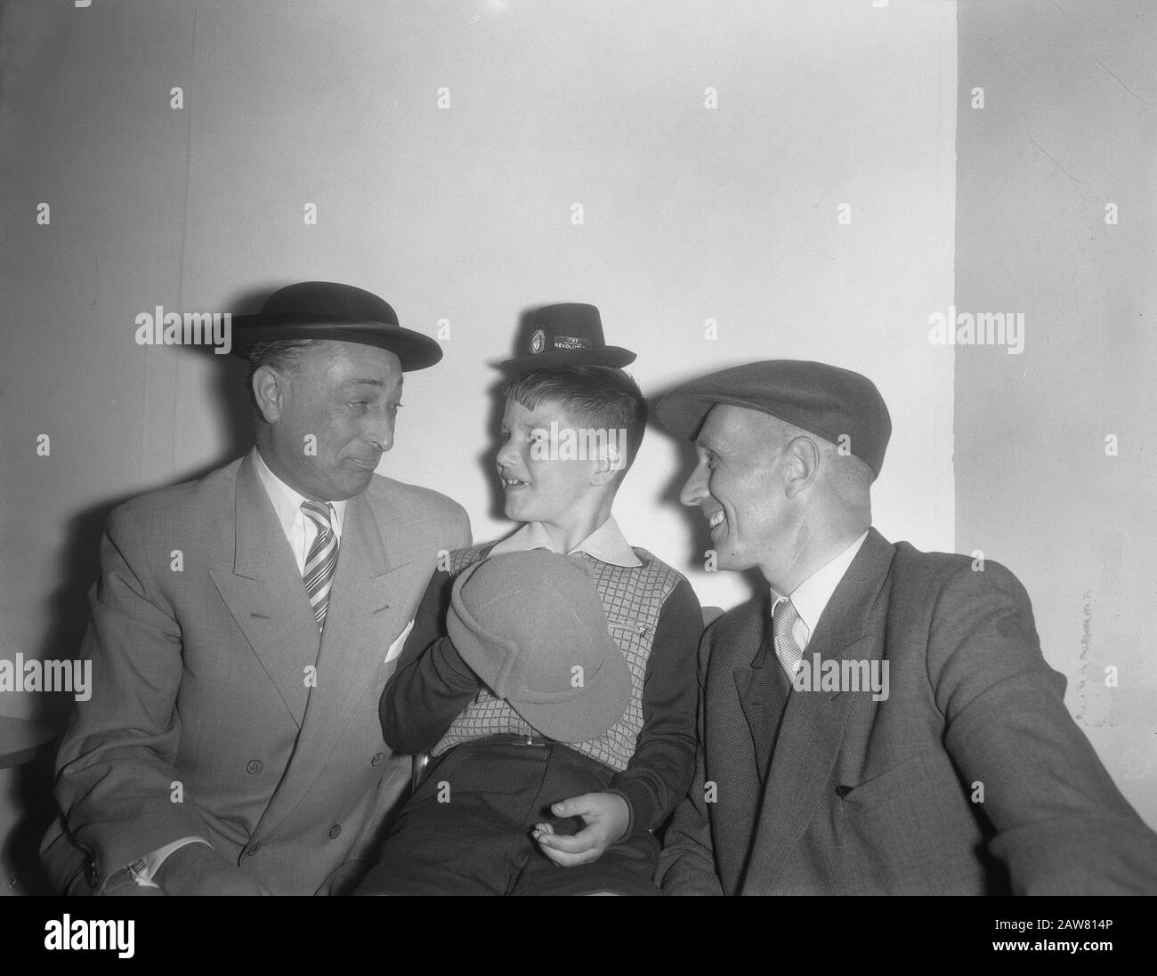 Opening exhibition menswear fair Amsterdam Date: August 30, 1954 Location: Amsterdam, Noord-Holland Keywords: purses, hats, fashion hats Stock Photo