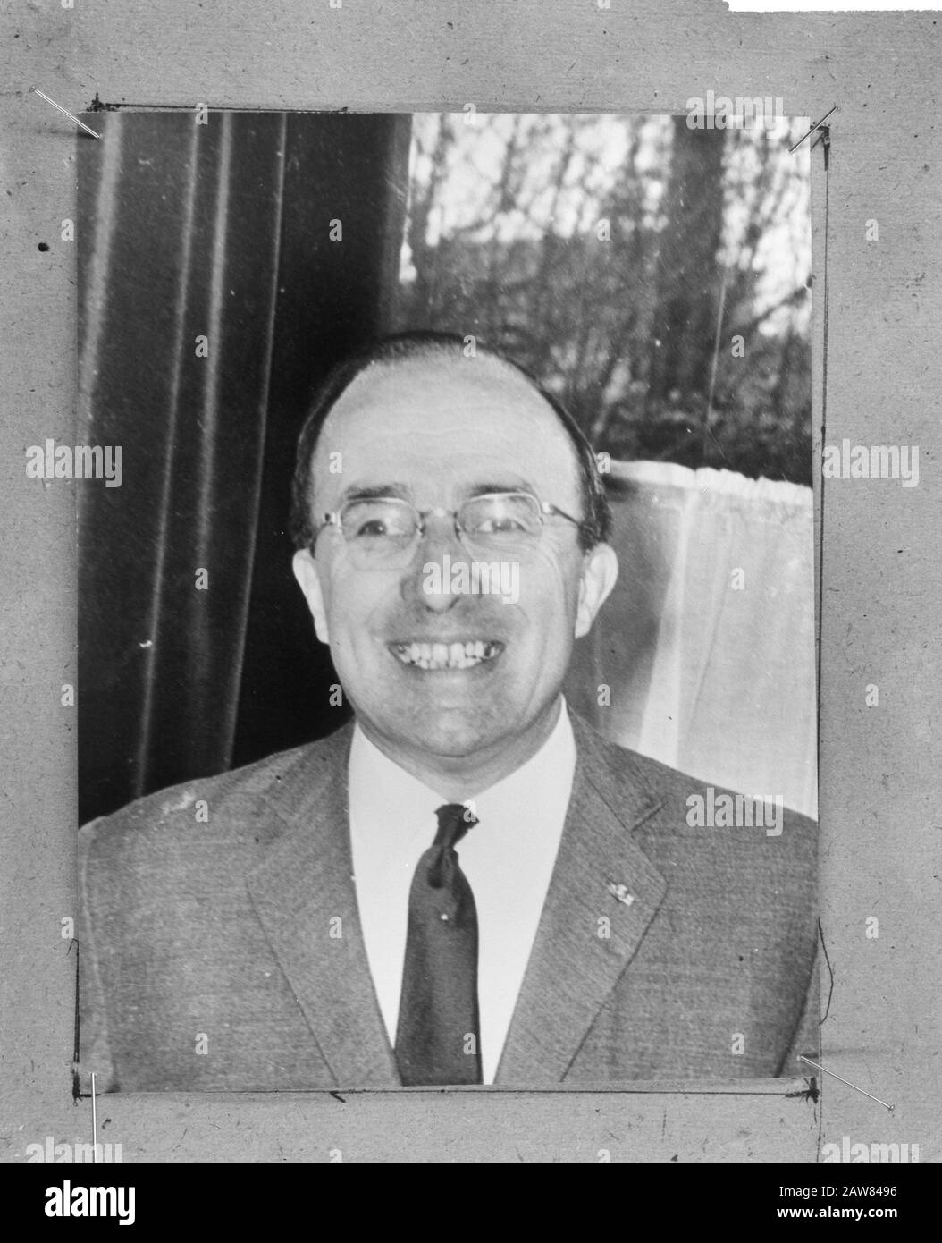 Mr. J. L. M. Th. Cals (head) Prime Minister Date: April 9, 1965 Keywords: CUPS, ministers Person Name: J. M. L. Th.. Cals Stock Photo