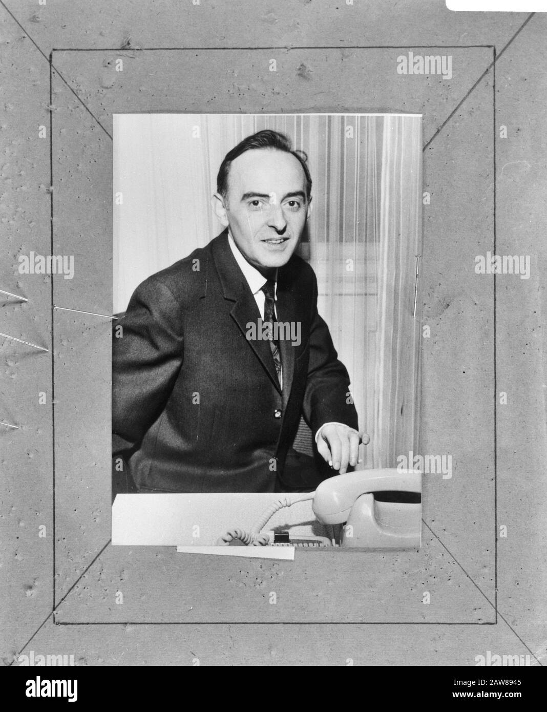 After a miscarriage of justice of the Austrian court took the triple murder suspect Erich Rebitzer, 17 years innocent in prison 'Stein' in Vienna by Annotation: Repro Negative Date : October 19, 1966 Location: Austria, Vienna Keywords: portraits, prisons Person Name: Rebitzer, Erich Stock Photo