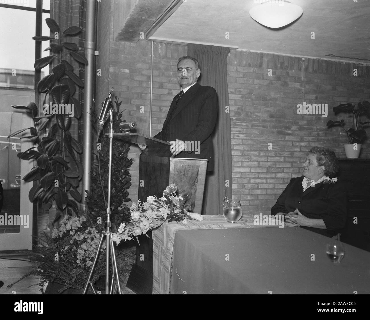 Opening of the Willem Drees House in Amsterdam. Speech by Dr. W. Drees. Date: February 5, 1957 Location: Amsterdam, Noord-Holland Keywords: retirement homes, openings, speeches Person Name: Drees, Willem Institution Name: Willem Drees House Stock Photo
