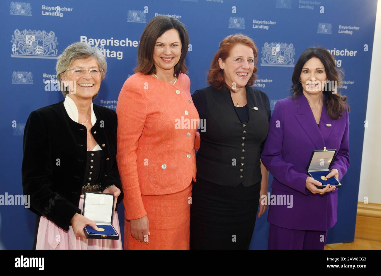Munich, Germany. 07th Feb, 2020. Susanne Breit-Keßler (l-r), former  regional bishop, Ilse Aigner (CSU), President of the Bavarian State  Parliament, Luise Kinseher, cabaret artist, and Iris Berben, actress from  Germany, stand together