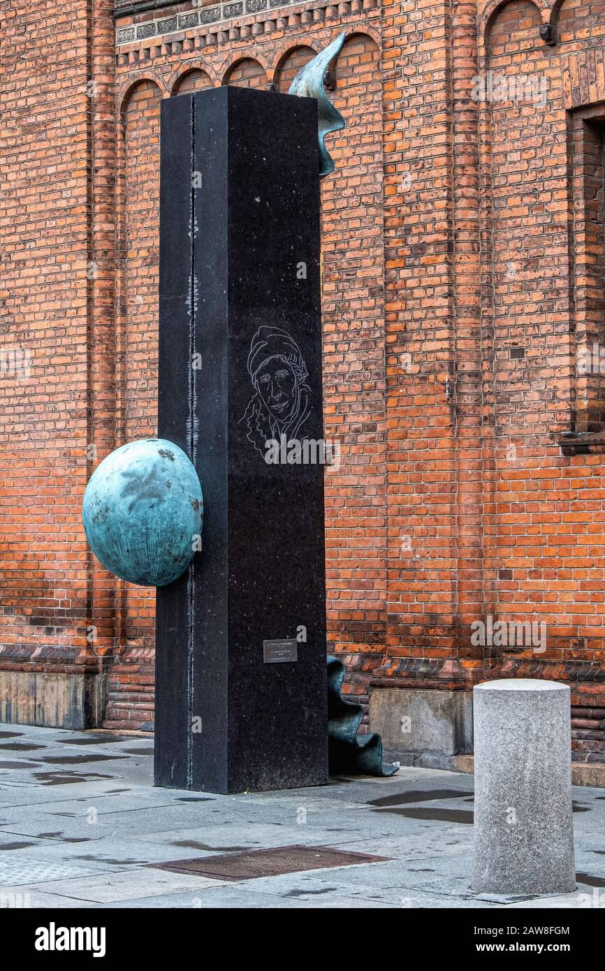 Inge Lehmann Monument by sculptor Elisabeth Toubro outside University library building honours the Danish geophysicist, Frue Plads, Copenhagen Stock Photo