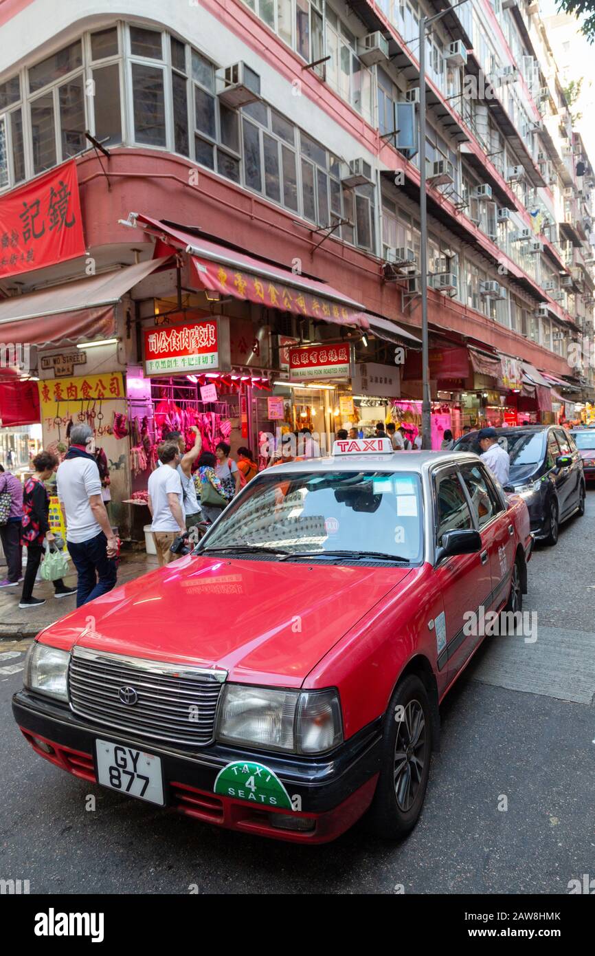 Hong kong taxi hi-res stock photography and images - Alamy