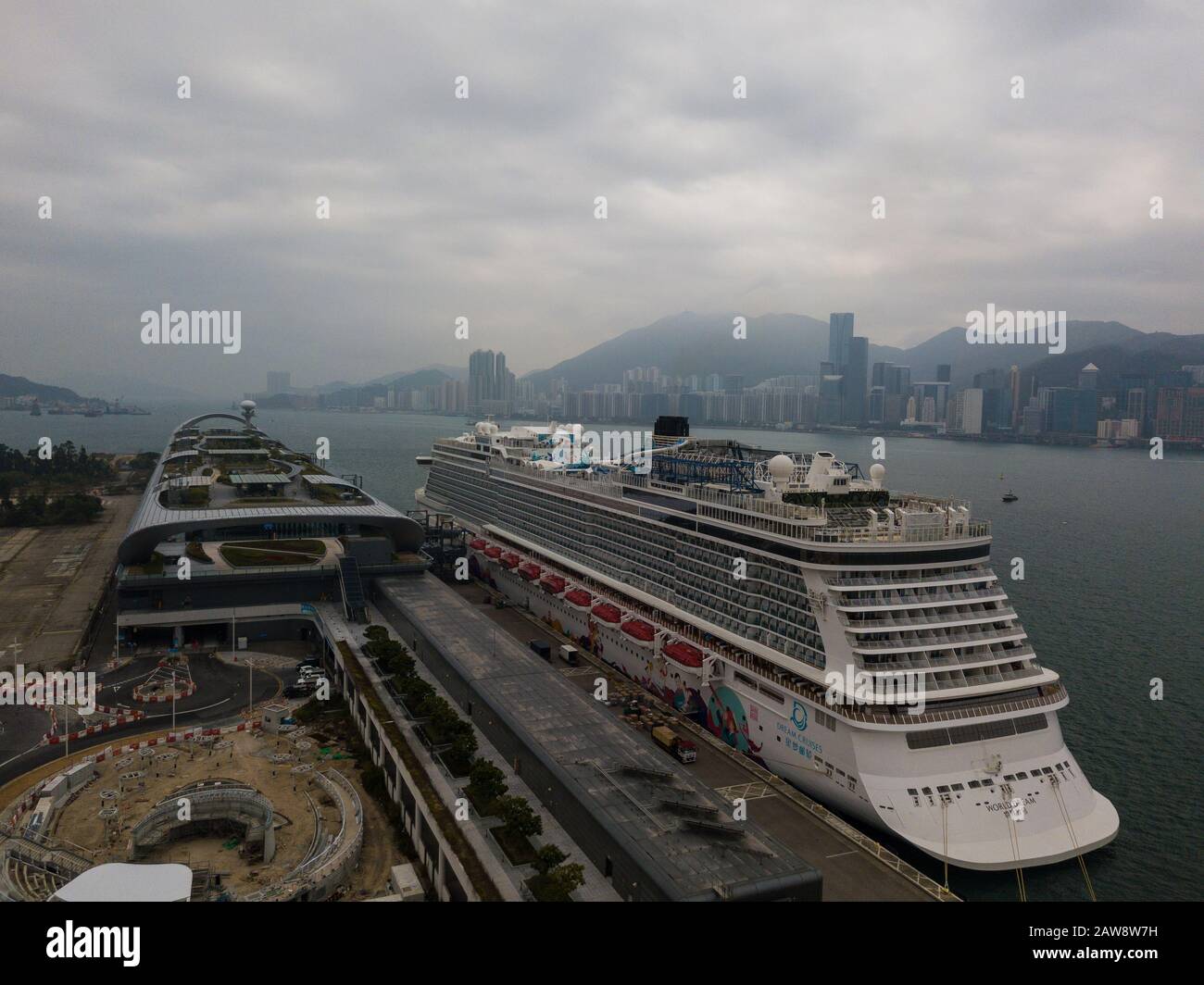 Hong Kong, China. 7th Feb, 2020. The cruise ship 'World Dream' is seen moored at the Kai Tak Cruise Terminal in Hong Kong in this drone view., The cruise ship is kept quarantined in Hong Kong after passengers were found infected by the Wuhan coronavirus. s Credit: Visions of Asia/Alamy Live News Stock Photo