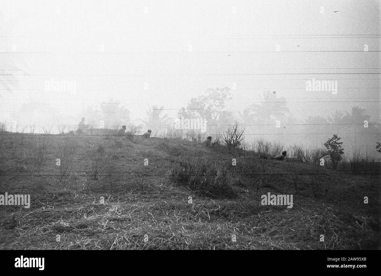 [Exercise amphibious landing operations] [Landing Troops in the field