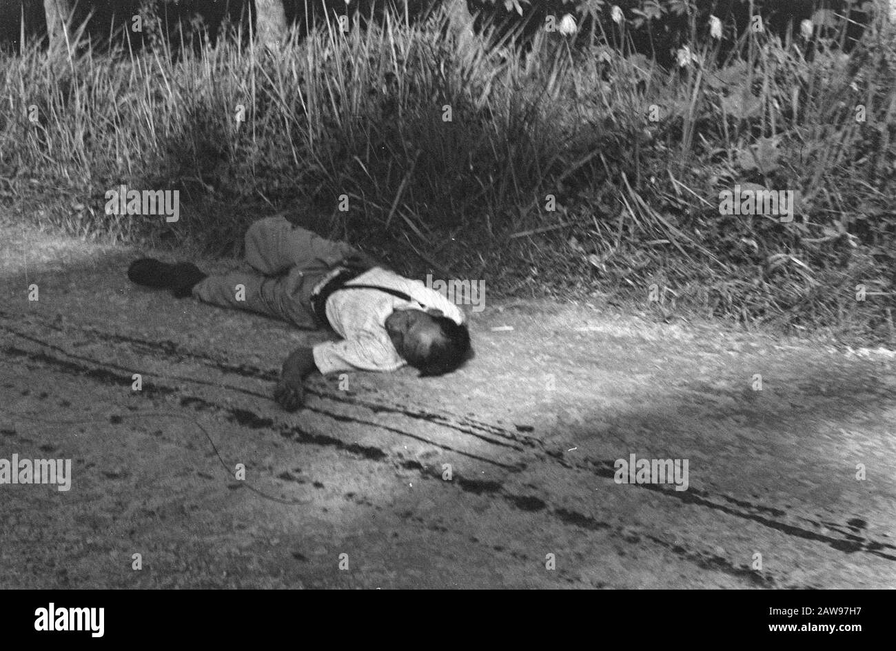 Loeboek Pakem and Baoengan  Corpse of a man (TNI soldier?) Annotation: DJK Date: July 29, 1948 Location: Indonesia, Dutch East Indies, Sumatra Stock Photo