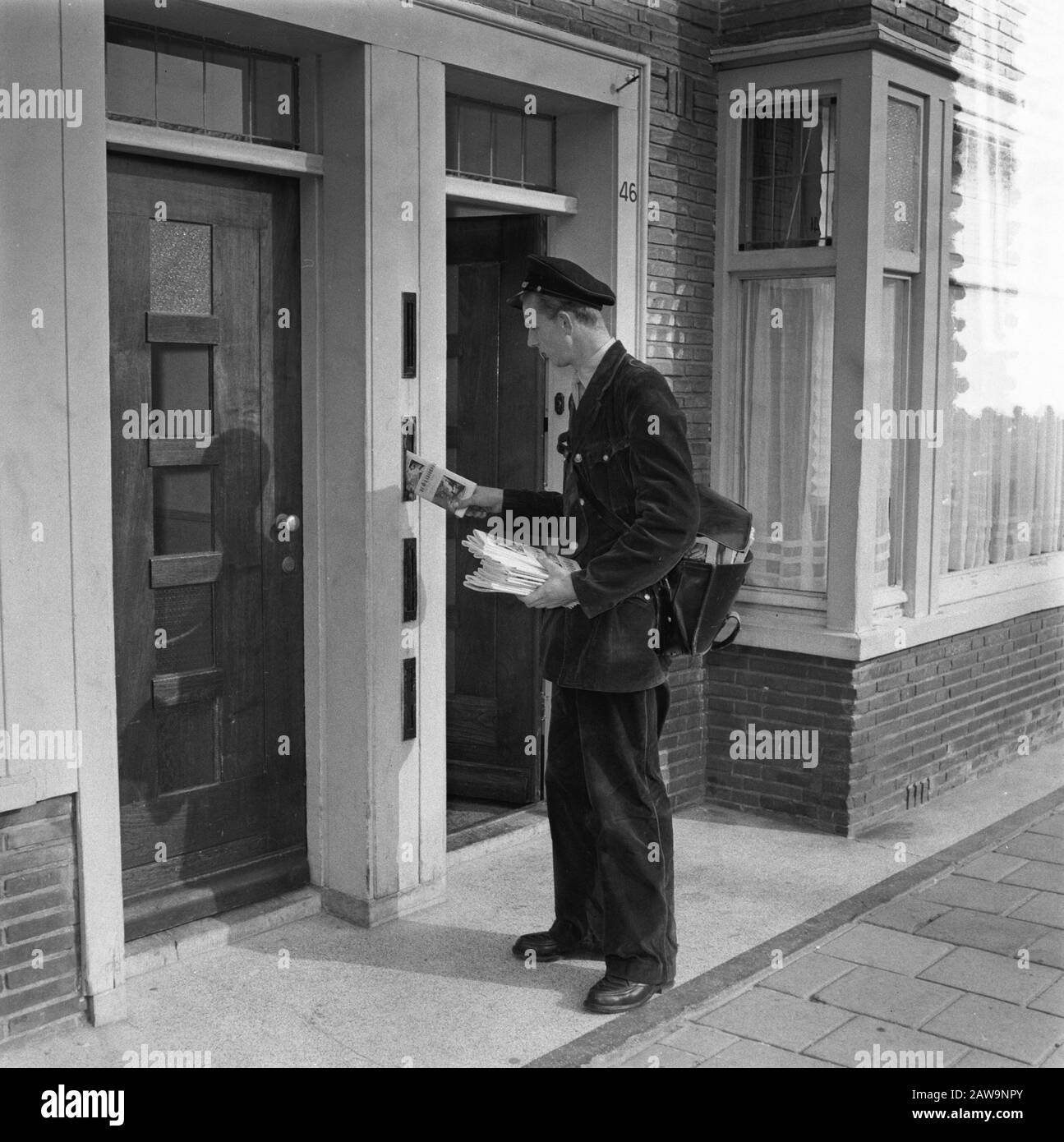 Mission CNV. Postman Order Date: September 20, 1956 Keywords: postmen Institution Name: CNV Stock Photo