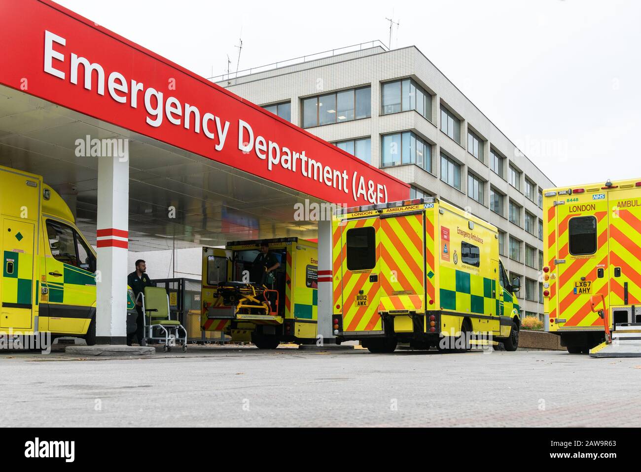 7th Oct 2019 - London, UK. Ambulance vehicles in Emergency Department (A&E) at St Thomas hospital. Stock Photo
