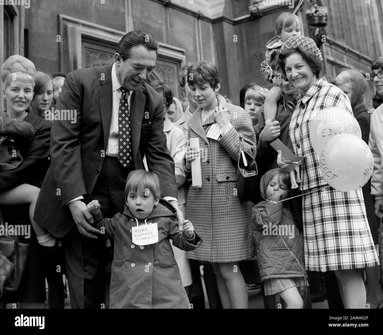 Robert Maxwell MP and his wife Elisabeth campaigning for Nursery Schools in May 1968 Stock Photo