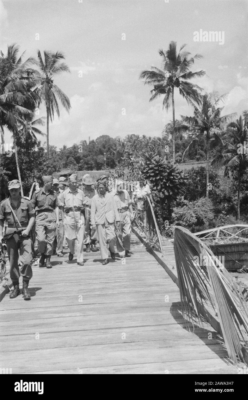 Tjiamis, Tasikmalaya and Sukkah Radja  Opening of a bridge. General Dürst Britt runs the opening act of a party on the bridge Date: December 26, 1947 Location: Indonesia Dutch East Indies Stock Photo