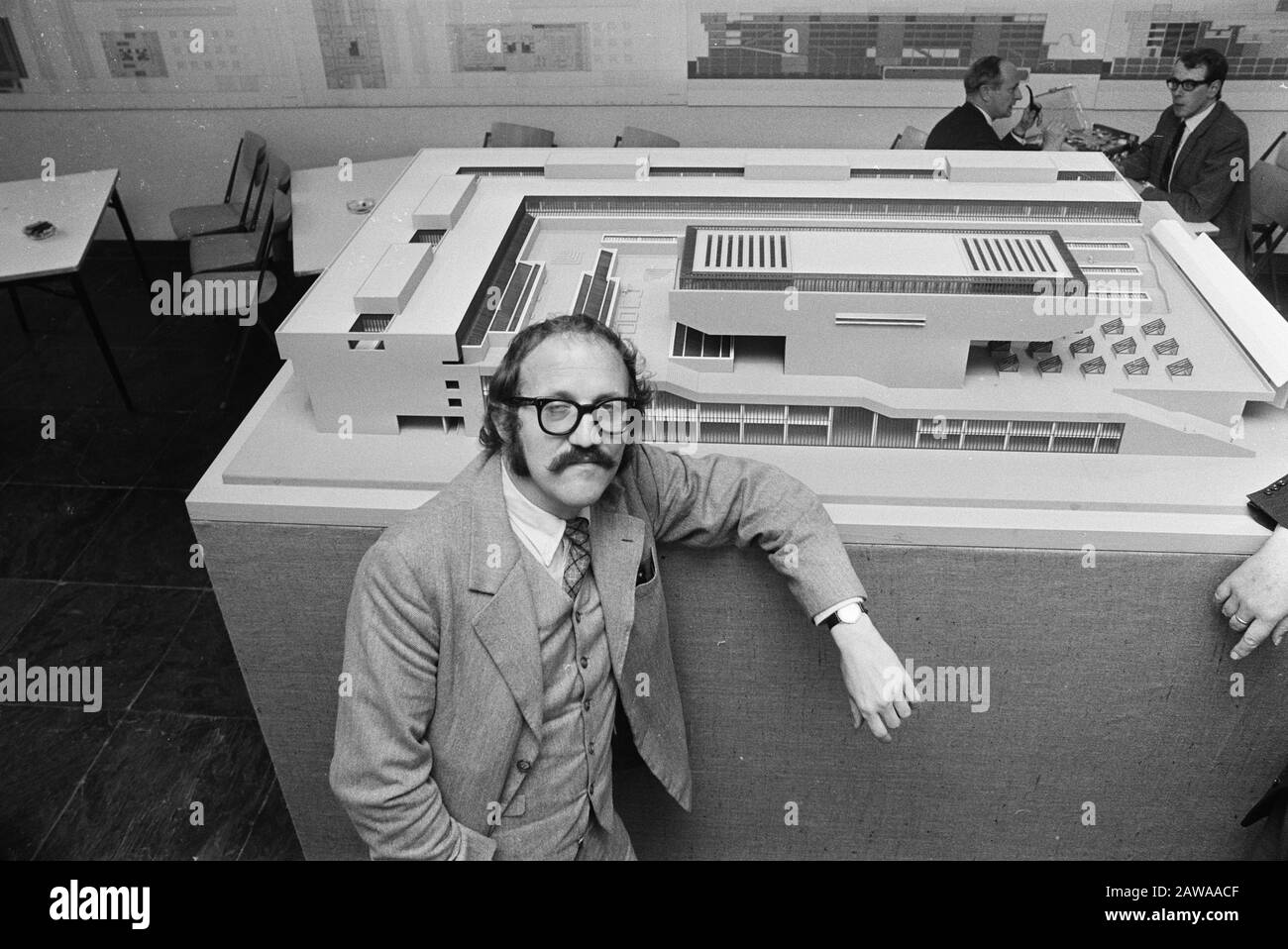 Architect wilhelm holzbauer hi-res stock photography and images - Alamy