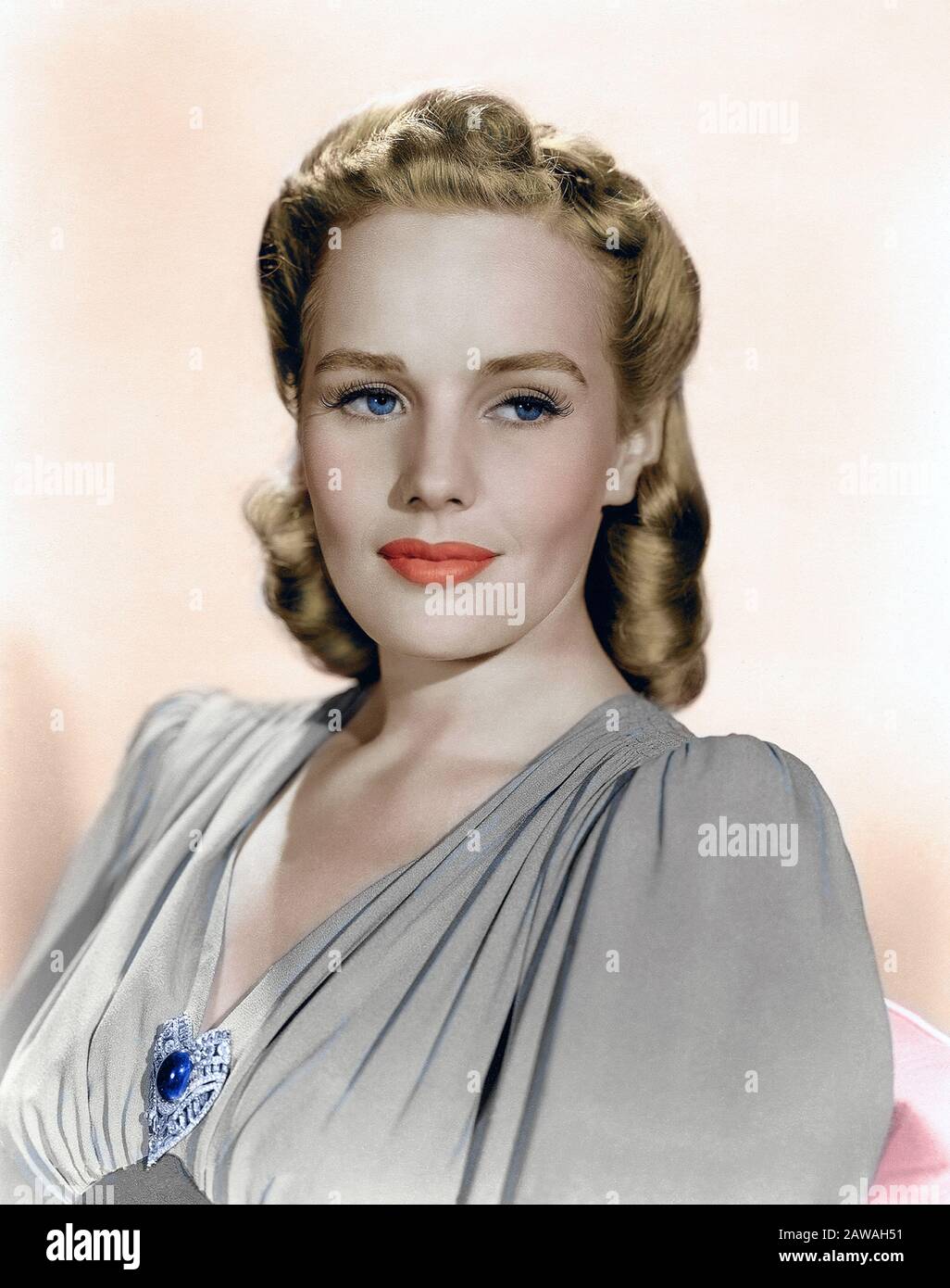 1937 ca , USA : The tragic american actress FRANCES FARMER ( 1913 - 1970 ), pubblicity still  for undentified movie  . ( DIGITALLY COLORIZED BY ARCHIV Stock Photo