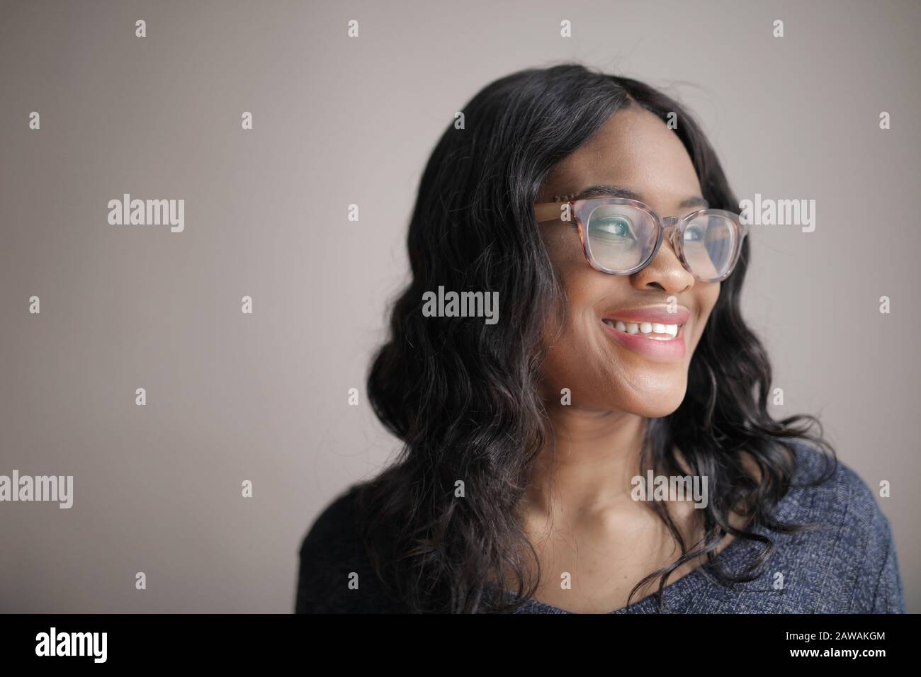 Smiling black woman old hi-res stock photography and images - Alamy
