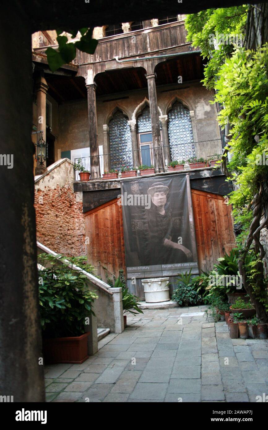 2006 , August , Venice , Italy : The PALAZZO FORTUNY ( Palazzo Pesaro ...