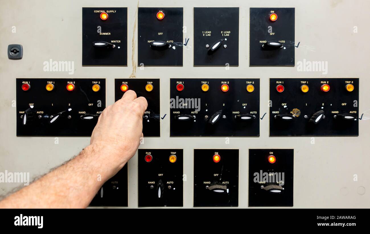 Engineer occupation hi-res stock photography and images - Alamy