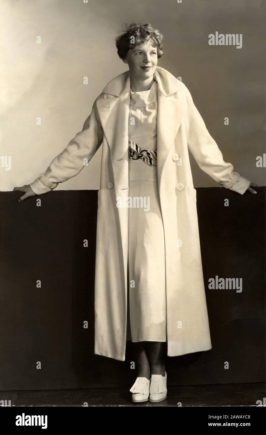 1937 ca  , NEW YORK , USA  :  Portraits of  most celebrated woman aviator AMELIA EARHART ( 1897 - 1937 ), dressed for a fashion photosession with phot Stock Photo