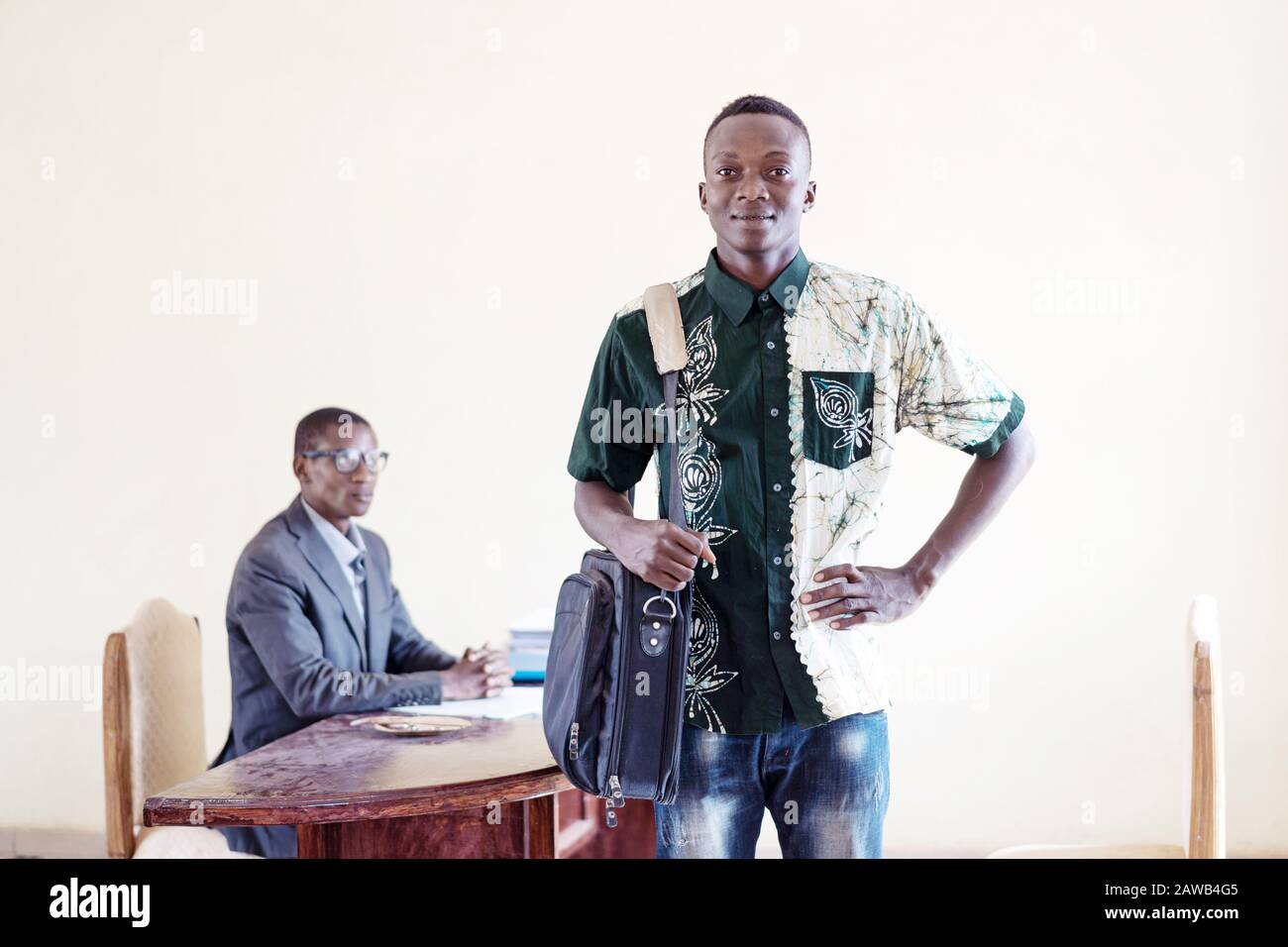 African student hi-res stock photography and images - Alamy