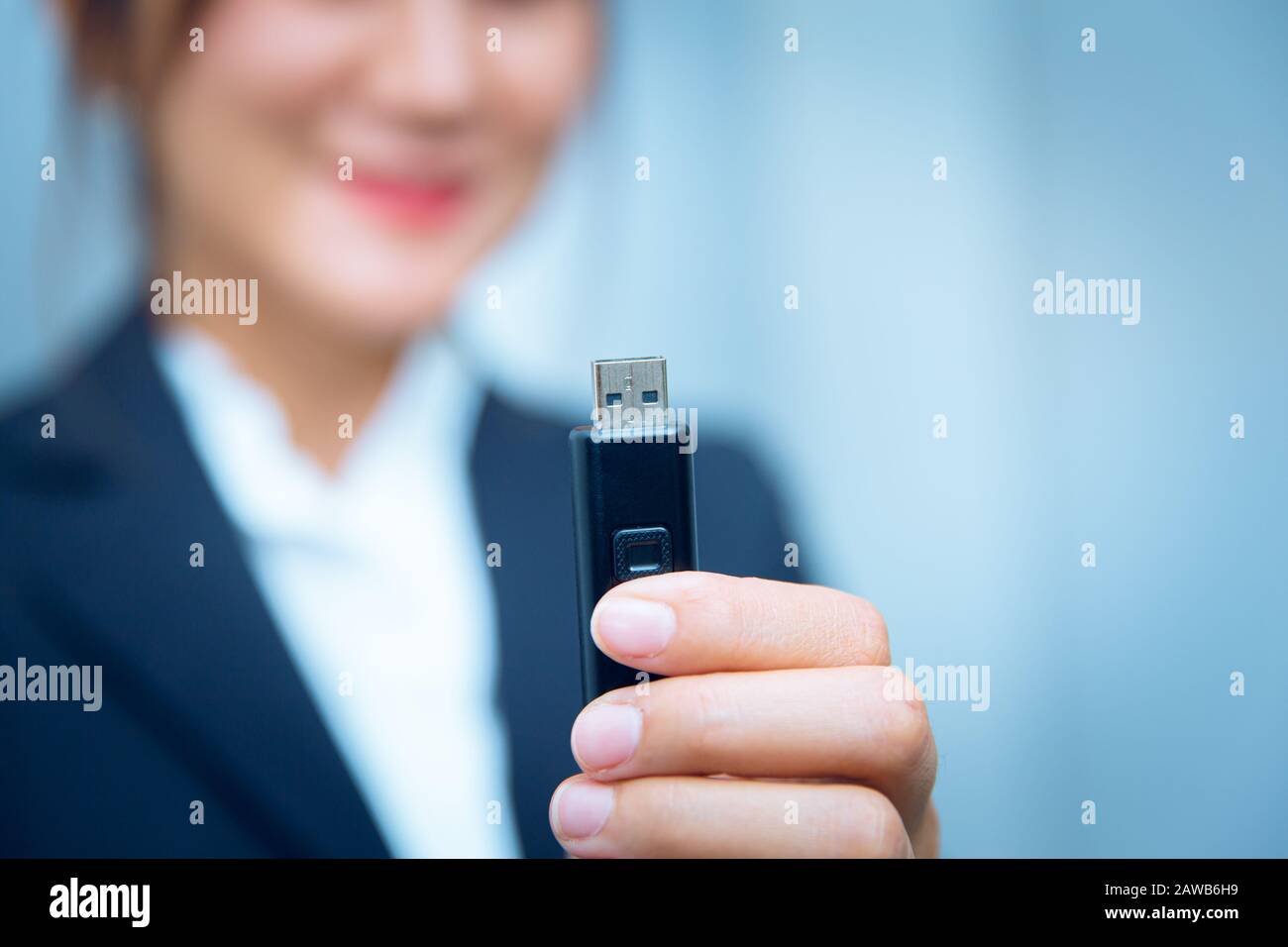Usb Handy Drive Stick Hardware Device Flash Drive Or Thumb Drive Digital Data Storage For Personal Computer Business People Happy To Use Stock Photo Alamy