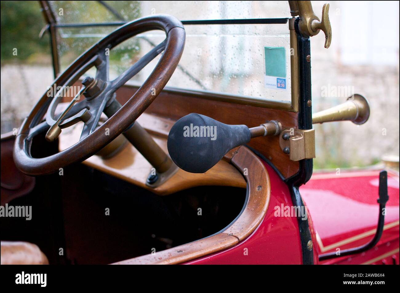 81  Antique car horn name for Desktop Background Wallpaper