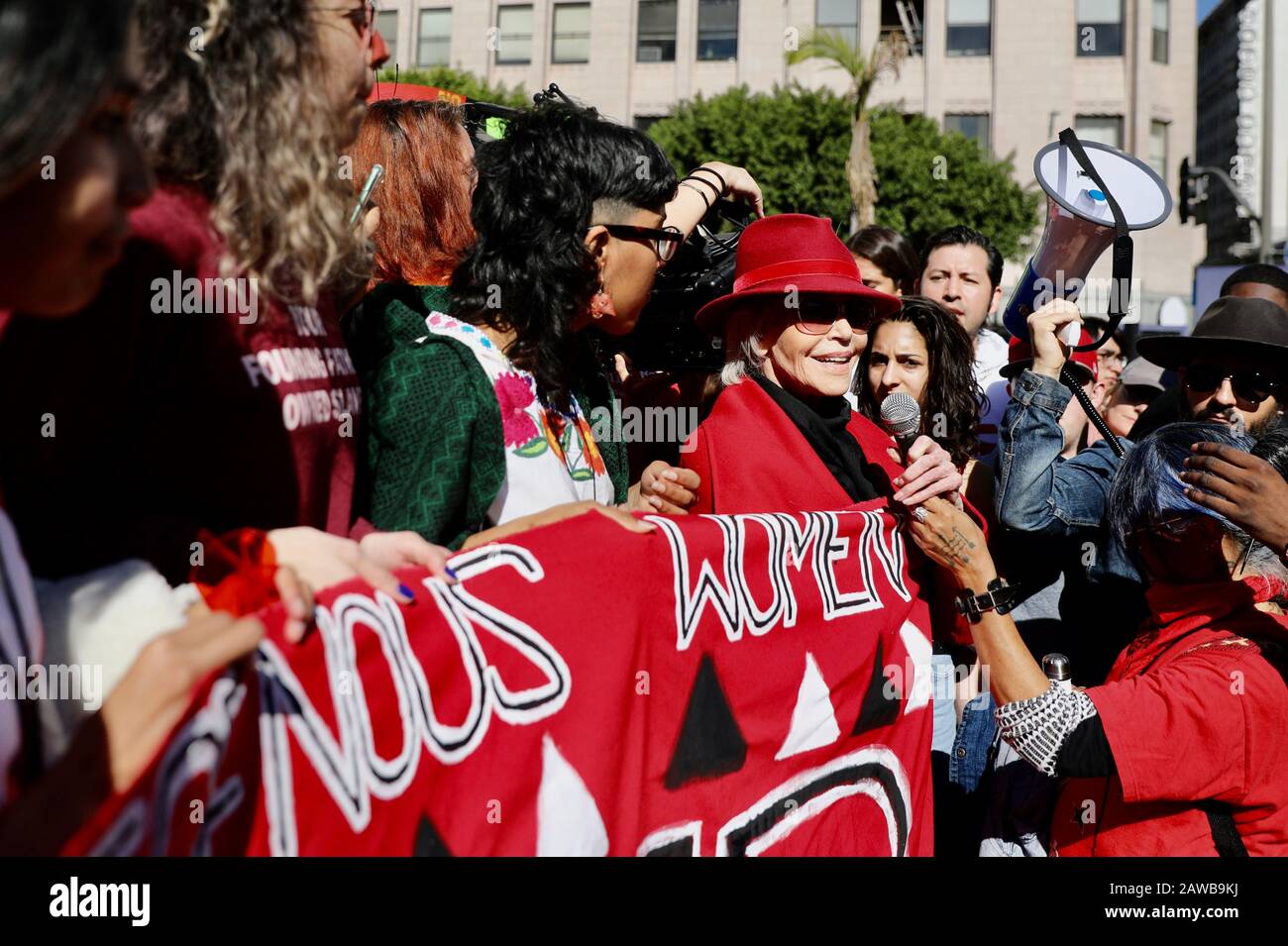 Los Angeles, USA. 8th Feb, 2020. Actress Jane Fonda attends the Fire Drill Fridays rally in Los Angeles, the United States, Feb. 7, 2020. Jane Fonda led the Fire Drill Fridays rally, calling for action to address climate change. Credit: Xinhua/Alamy Live News Stock Photo