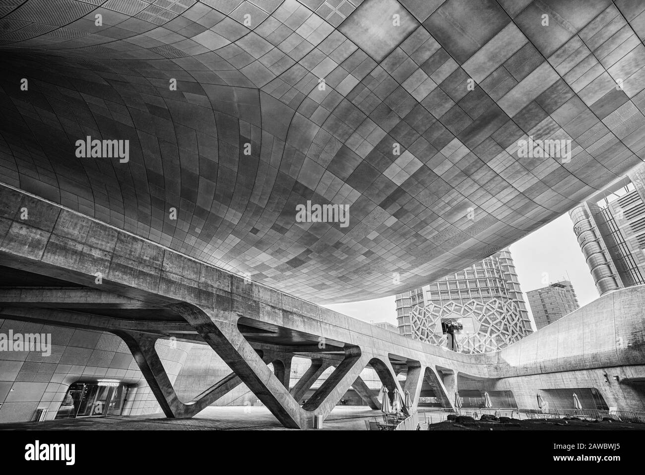 Dongdaemun Design Plaza in Seoul, South Korea Stock Photo