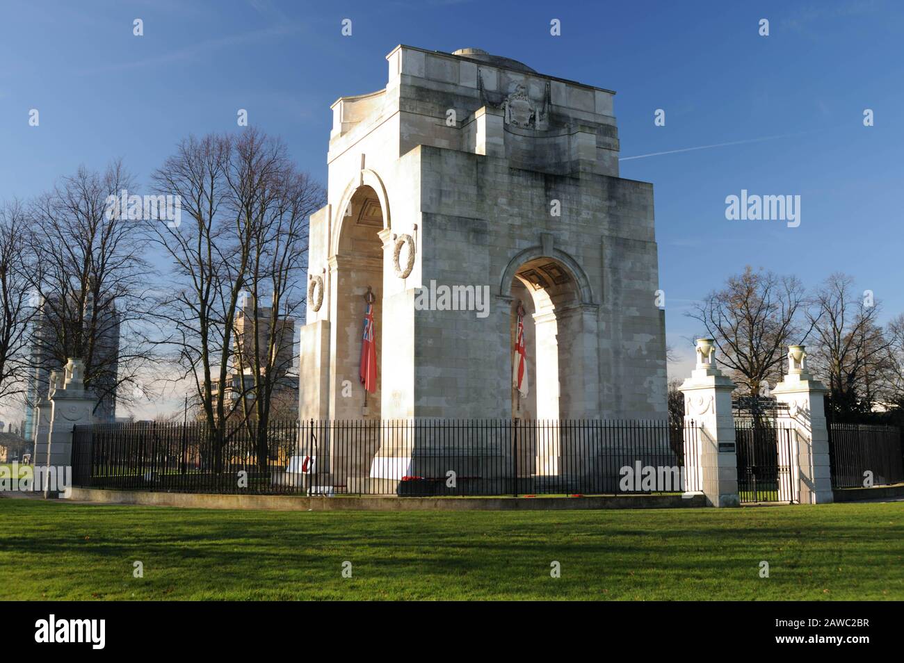 Memorial Arch, Victoria Park, Leicester. Designed by Sir edwin Lutyens Stock Photo