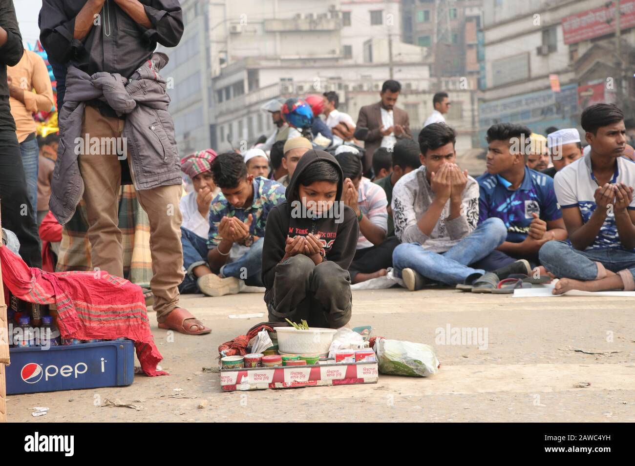 Gazipur, Bangladesh 19Jan.  2020 The second phase of the three-day Biswa Ijtema – the second largest congregation of Muslims after Hajj – ended today Stock Photo