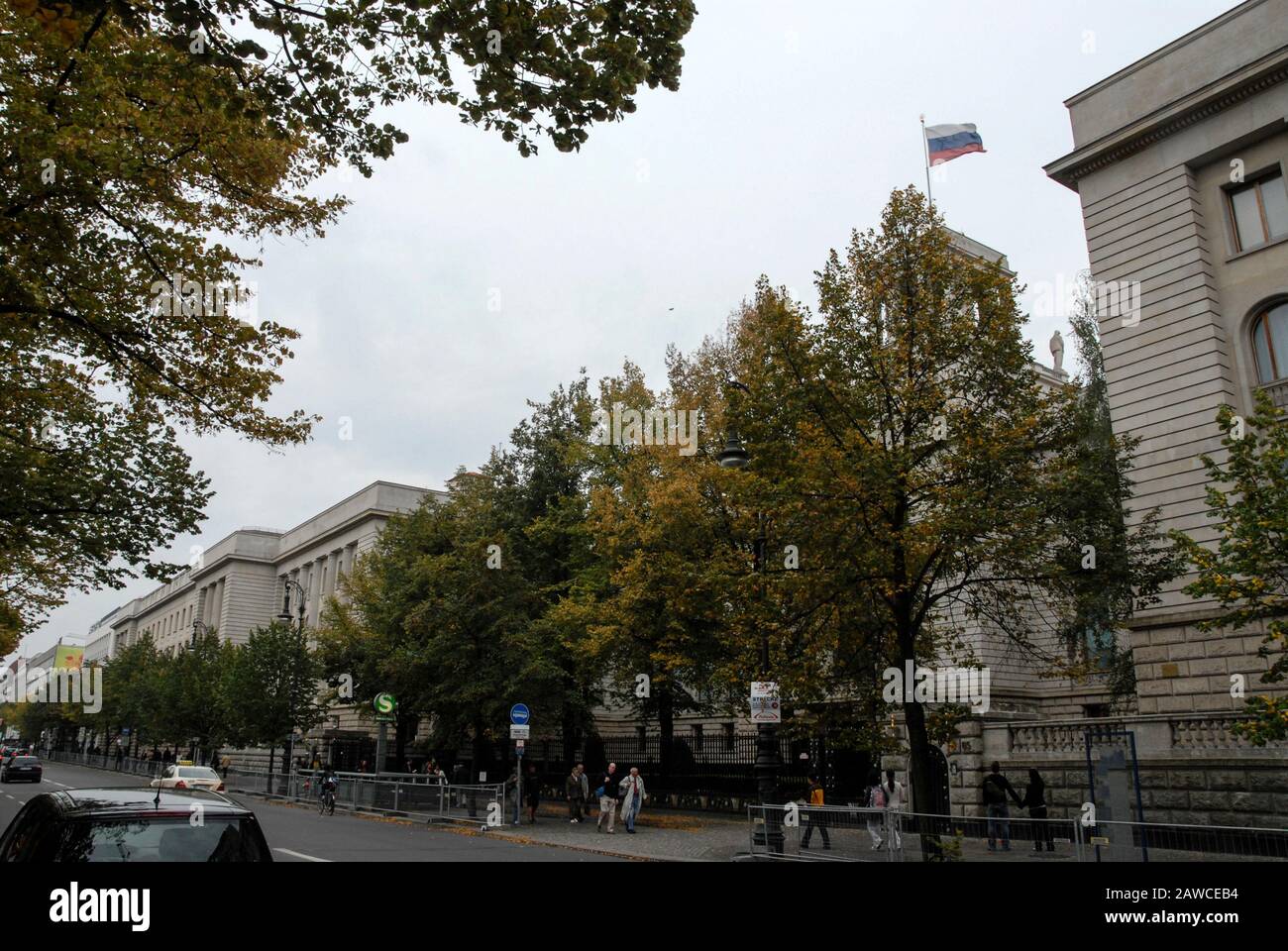 The Russian Embassy in Unter Den  Linden, a few yards from the Brandensburg Gate in central Berlin, Germany Stock Photo