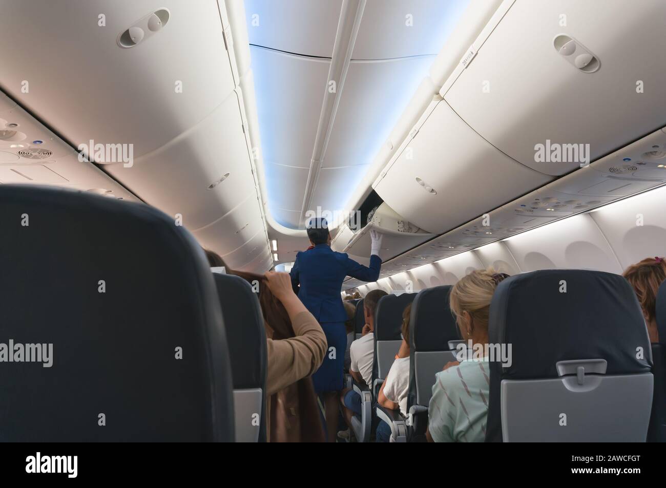 Luggage rack hires stock photography and images Alamy