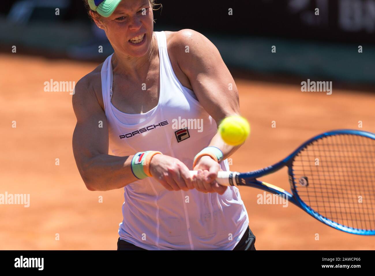 Florianopolis, Brazil. 08th Feb 2020. Laura Siegemund (GER) wins clash against Gabriela Cé (BRA) and classifies an individual German team in the dispute for the Fed - Cup semi-finals, the Women&#39;s is Wor World Cup, in the duel between Brazil and Germany. Destination Budapest, finals. (Photo: izio Motta/Fta/Fotoarena) Credit: Foto Arena LTDA/Alamy Live News Credit: Foto Arena LTDA/Alamy Live News Stock Photo