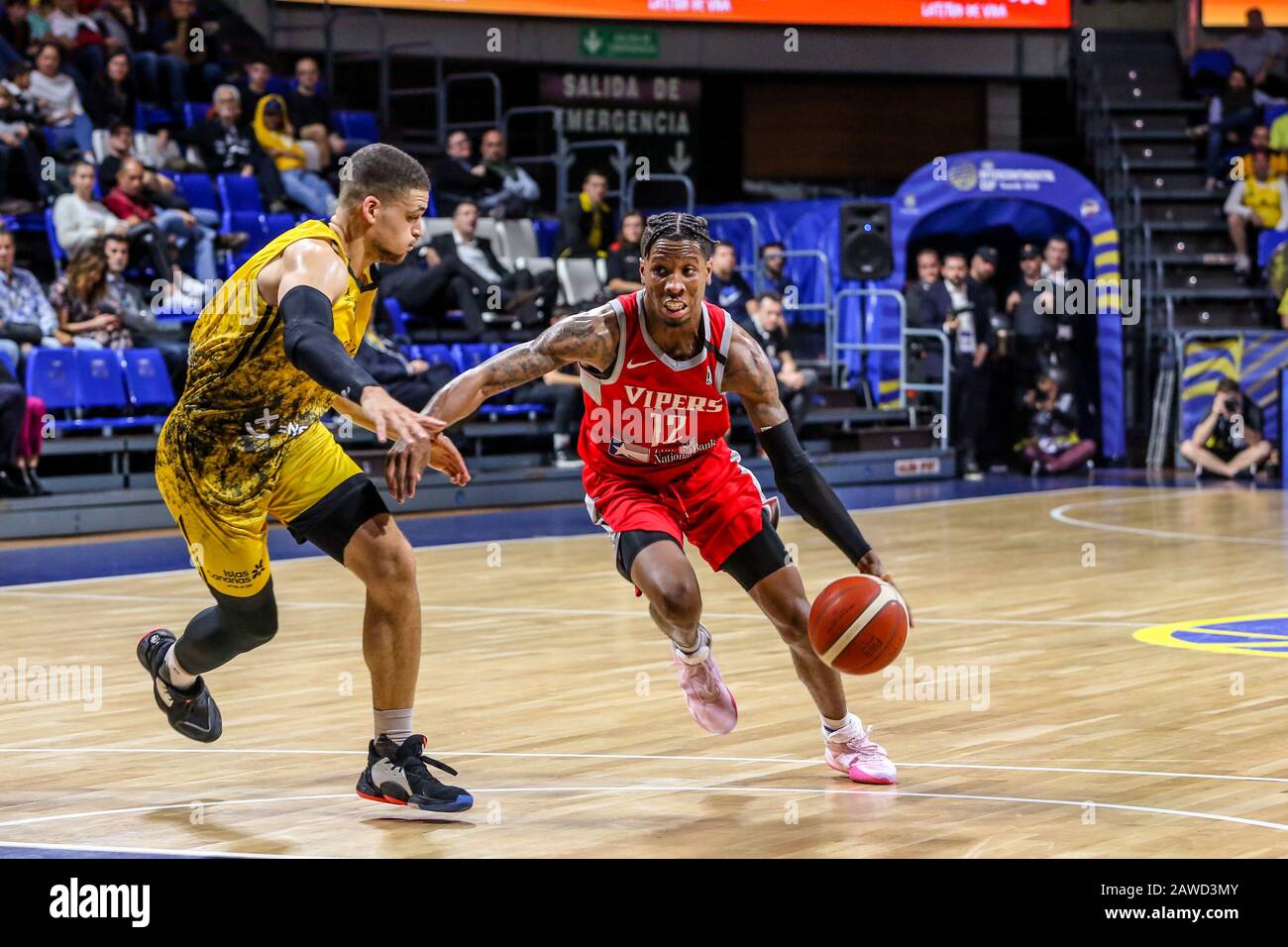 matur marial maker (rio grande valley vipers) in action ,  marcato from gabriel lundberg (iberostar tenerife) during Iberostar Tenerife vs Rio Grande Stock Photo