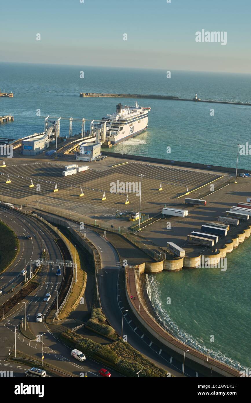 the ferry port dover dover ferry port Stock Photo Alamy